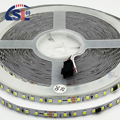 Residencial LED Light Strip DC12V 24V SMD2835 Electroplate PCB 120Ds 8mm Ra 80 6500K em funcionamento