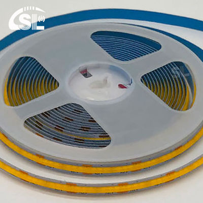 Uma incrível tira de luz LED vermelha de 8mm Ra 85 com 50000 horas de vida útil.