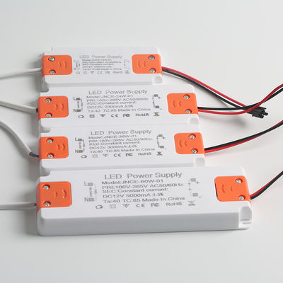 Transformador de motor LED de alimentação de 12w de design moderno com conexão de filme anti-neve
