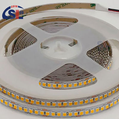 3 DC12V SMD2835 Electroplate PCB 240Ds 8mm Ra 80 2700K LED Light Strip para residência