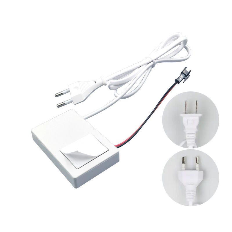 Mudança de toque do espelho de banheiro inteligente de 73*47*13mm com tensão de saída DC12V e luz LED