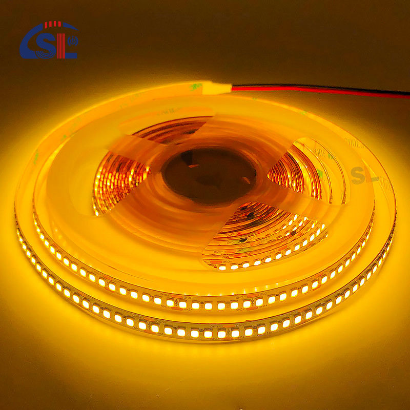 DC12V 24V SMD2835 Electroplate PCB 240Ds 8mm Ra 80 3000K LED Light Strip para residência