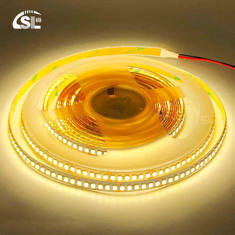 DC12V 24V SMD2835 Electroplate PCB 240Ds 8mm Ra 80 4000K LED Light Strip para residência