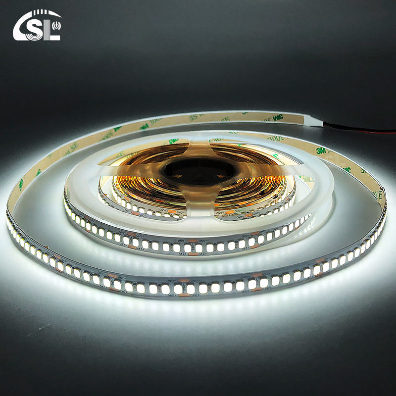 Residencial DC12V 24V SMD2835 Electroplate PCB 240Ds 8mm Ra 80 6500K LED Light Strip